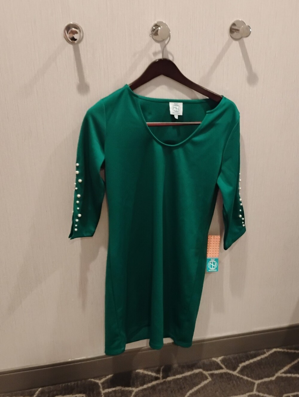 NWT Tracy Negoshian Pearl Accent Eva Dress Sz S
